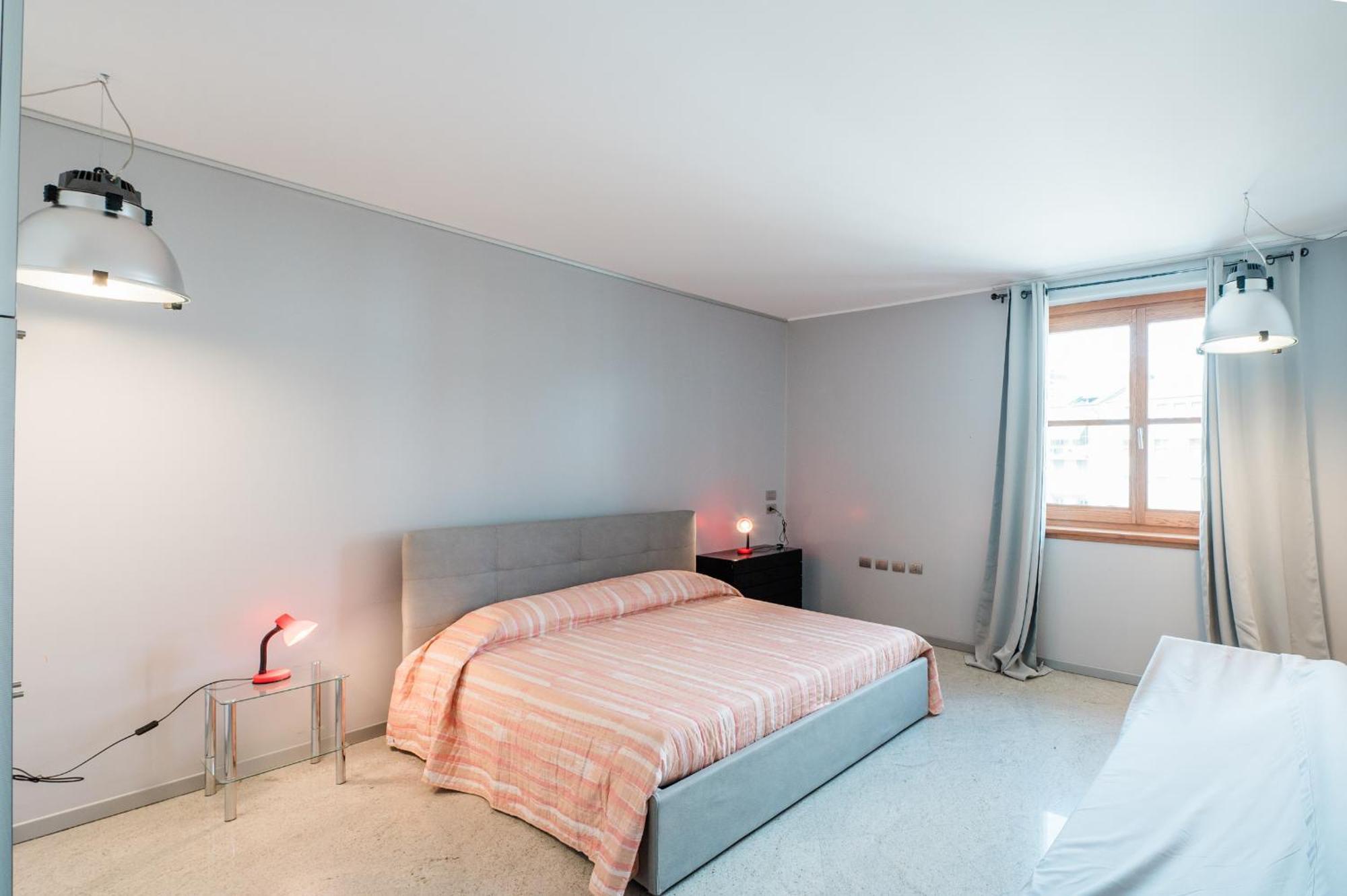 P&P Luxury Apartment 베르가모 외부 사진
